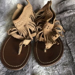 Minnetonka Sandals